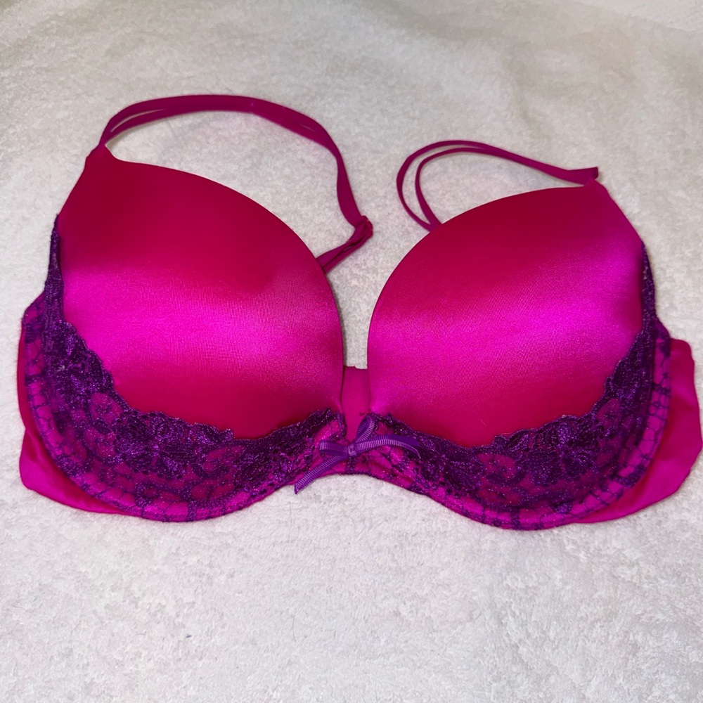 Victoria's Secret Fuchsia and Violet Lace Bra